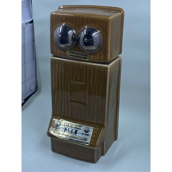 The Telephone Pioneers of America on the 100th Anniversary of the Working phone - Picture 1 of 13